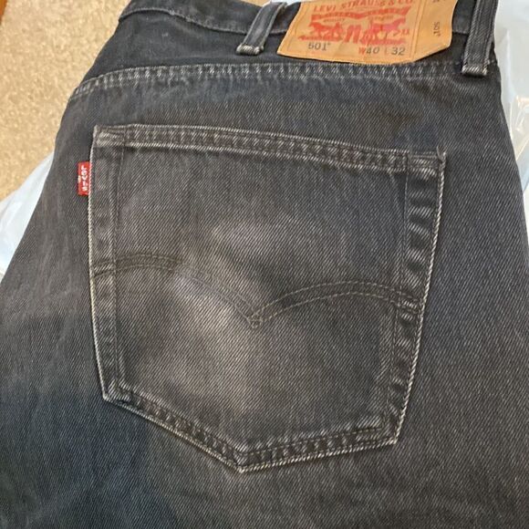 EUC LEVIS 501 ORIGINAL FIT MEN'S JEANS - Picture 6 of 14